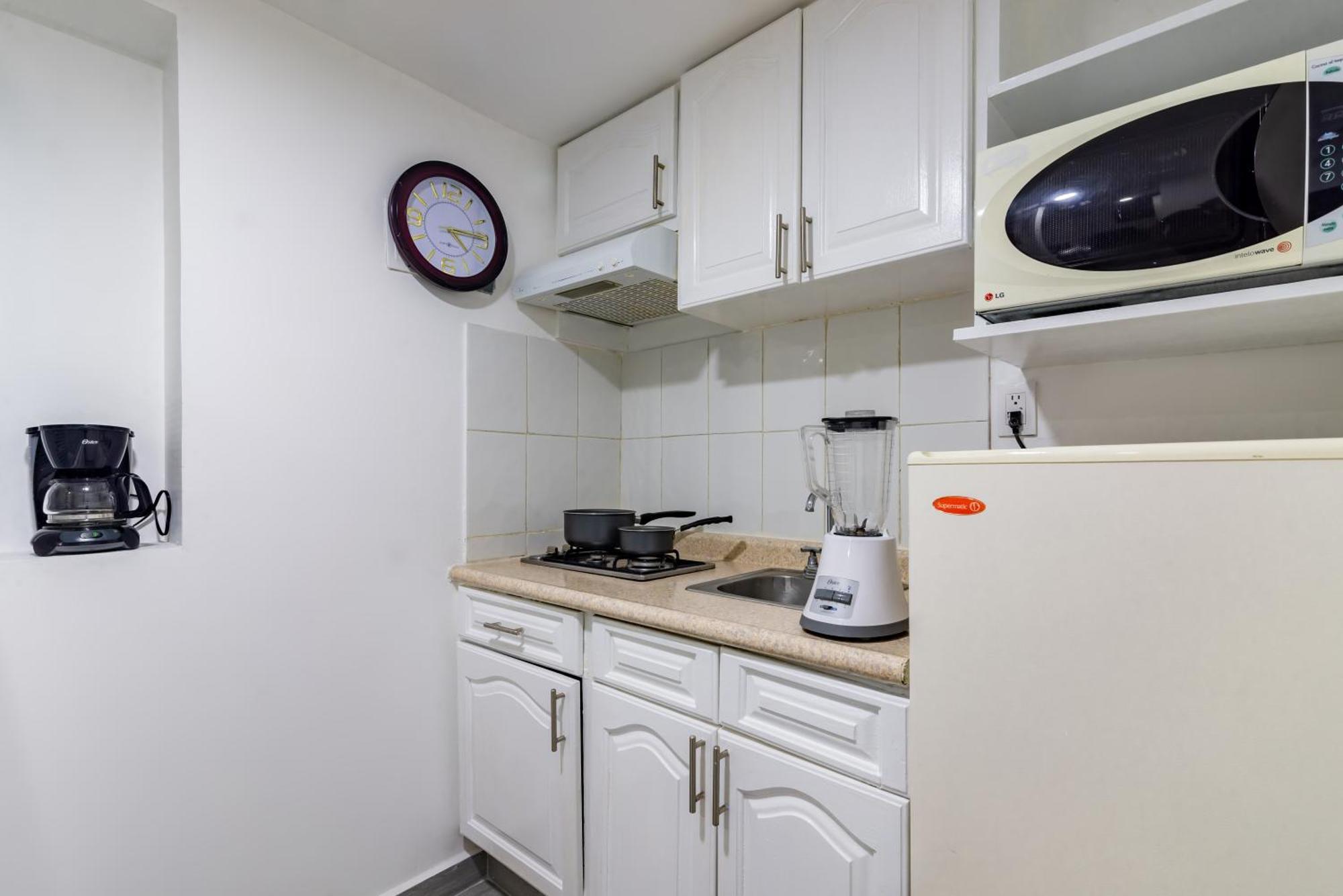 European Life Style Executive Suites Zapopan Szoba fotó